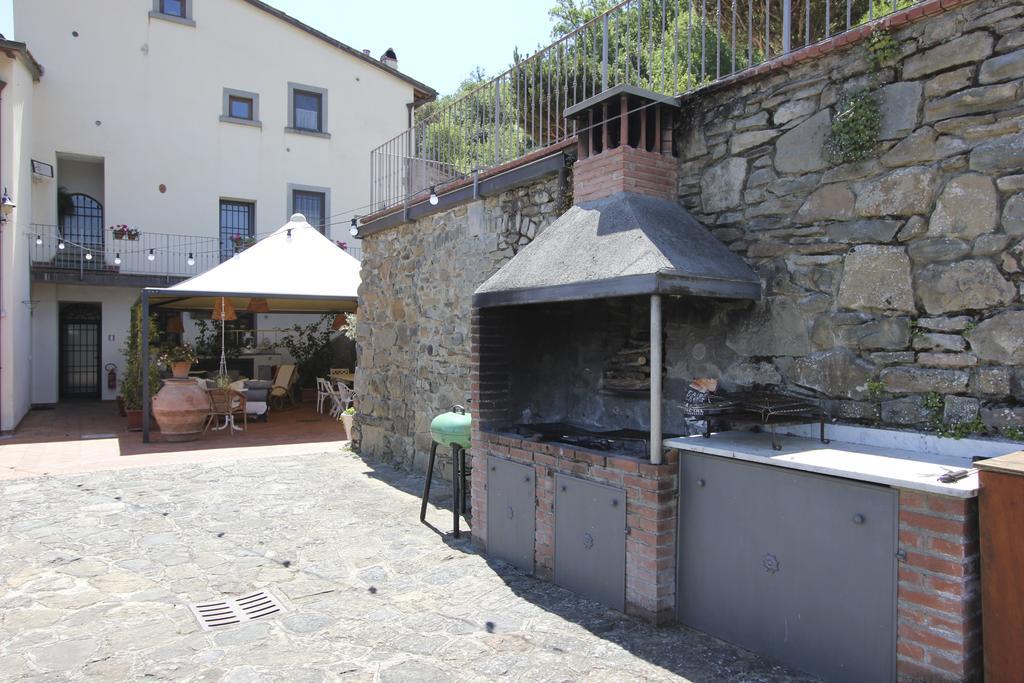 Rocca Palazzaccio Hotel Tavarnuzze Exterior photo
